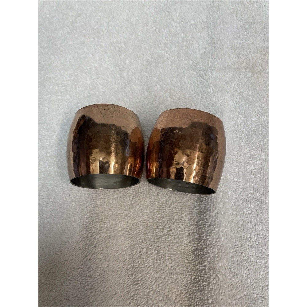 set of 2 copper metal‎ napkin rings 2"W